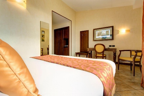 Hotel Athena image 3